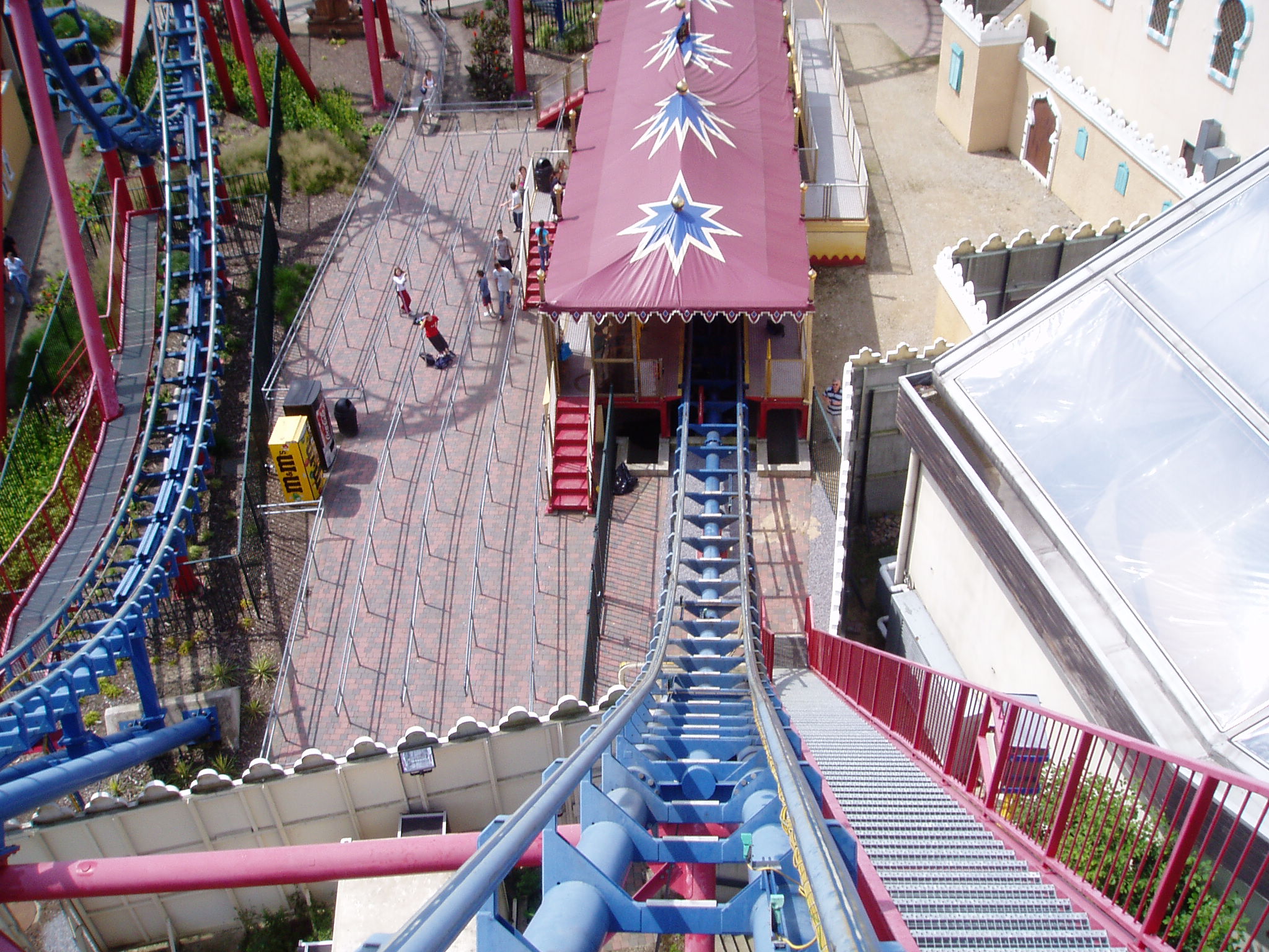 Read more about the article Cobra (Walibi Belgium)