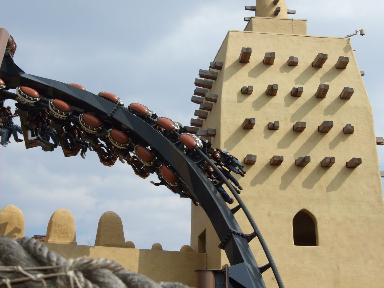 Read more about the article Black Mamba (Phantasialand)