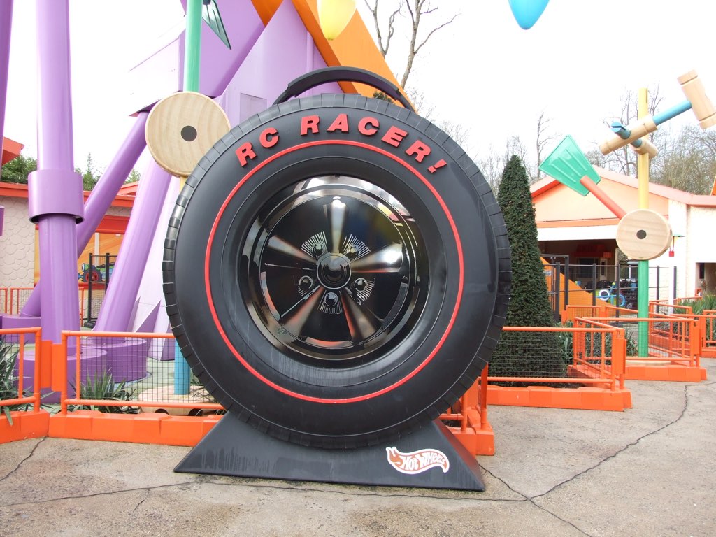 You are currently viewing RC Racer (Walt Disney Studios Park)