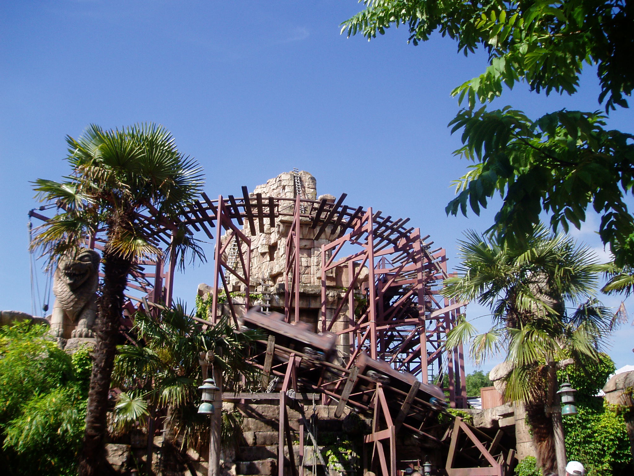 Read more about the article Indiana Jones et le Temple du Péril (Disneyland Paris)